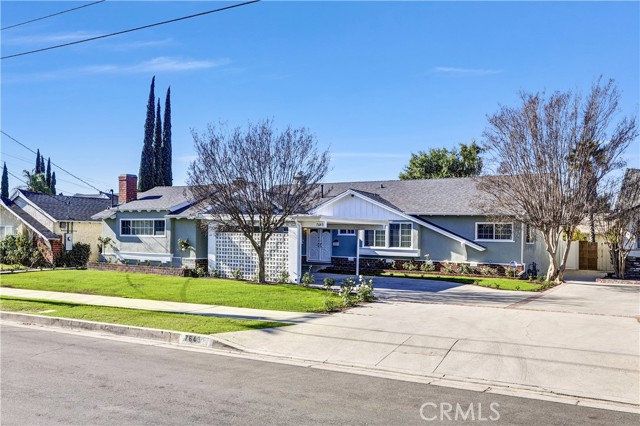 Detail Gallery Image 2 of 39 For 7643 Goodland Ave, North Hollywood,  CA 91605 - 4 Beds | 2 Baths