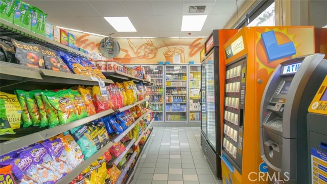250 Atlantic Boulevard, East Los Angeles CA: https://media.crmls.org/medias/ec53730e-a3e3-48fc-9ed1-cb1922834858.jpg