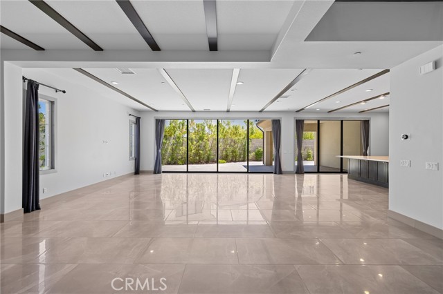 53 Thrasher, Irvine CA: https://media.crmls.org/medias/ec537758-89d9-434e-9bb8-dfd1032b894c.jpg