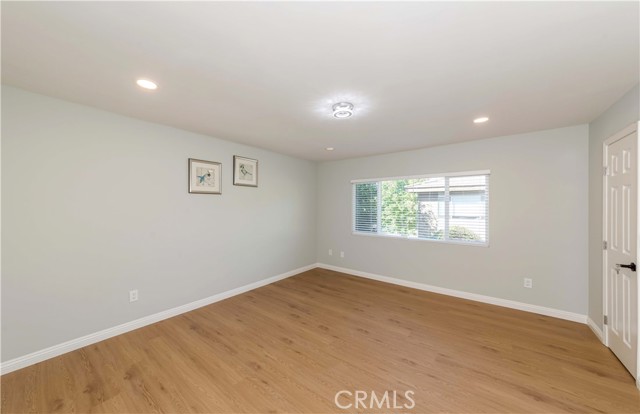 918 Huntington Dr, Duarte CA: https://media.crmls.org/medias/ec539b01-4321-4d79-aee1-b6296cd97830.jpg