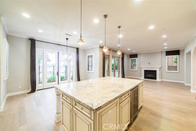 126 Long Fence, Irvine CA: https://media.crmls.org/medias/ec53e02b-549c-45d6-9345-559e4a2dc590.jpg