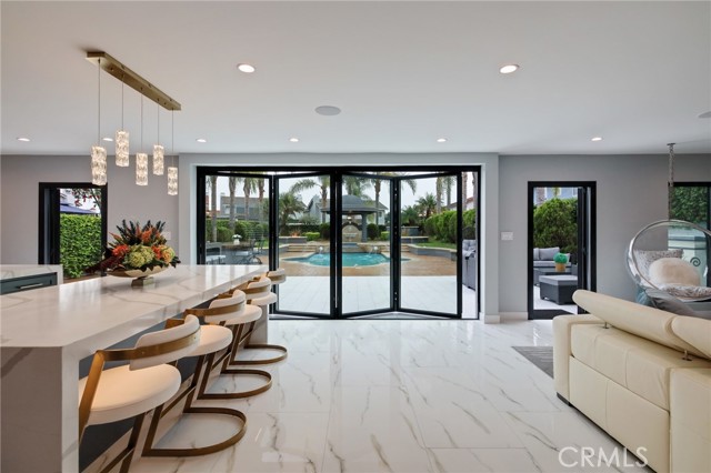 Detail Gallery Image 26 of 74 For 4030 - 4032 W 178th St, Torrance,  CA 90504 - 6 Beds | 3 Baths