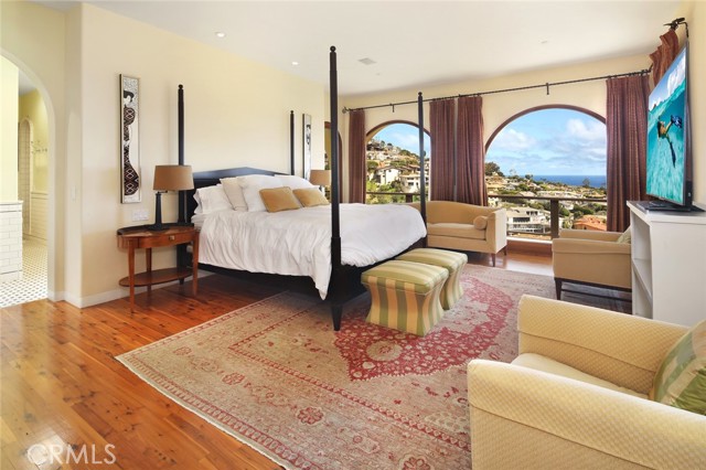 1131 Emerald Bay, Laguna Beach CA: https://media.crmls.org/medias/ec540316-be68-484d-aa1a-4f409401ff0e.jpg