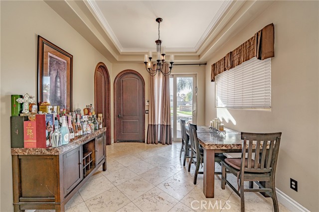 Detail Gallery Image 15 of 51 For 18877 Boulder Ave, Riverside,  CA 92508 - 5 Beds | 5/1 Baths