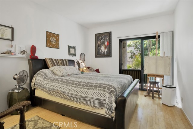 8675 Falmouth Avenue, Playa del Rey CA: https://media.crmls.org/medias/ec54549d-f8ff-4563-9762-3a3ec3acada5.jpg