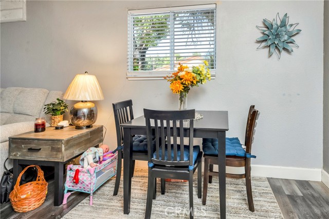 Detail Gallery Image 7 of 39 For 19300 Mountain Meadow S, Hidden Valley Lake,  CA 95467 - 4 Beds | 2 Baths