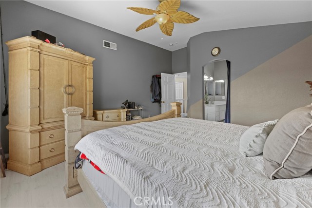 14998 Mustang Lane, Fontana CA: https://media.crmls.org/medias/ec5514d9-5a50-40a2-813d-bdf2ea8408d1.jpg