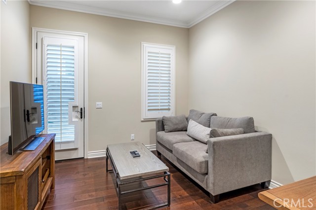 Ec55857c 0c23 4d63 993f D64b44db3982