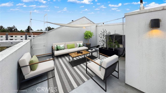 Detail Gallery Image 12 of 13 For 3309 Aria Ln, Los Angeles,  CA 90034 - 3 Beds | 4 Baths