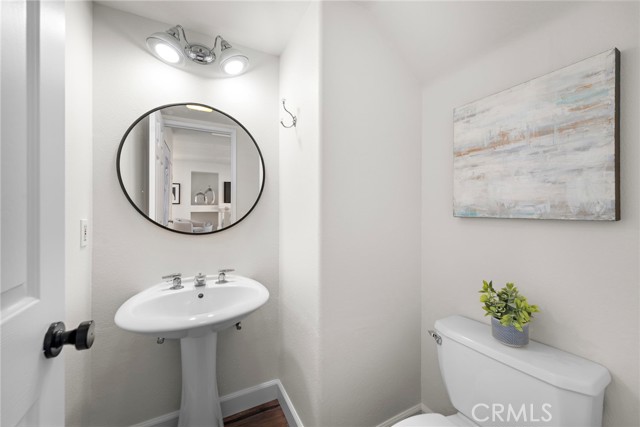 Detail Gallery Image 22 of 49 For 205 Woodcrest Ln, Aliso Viejo,  CA 92656 - 4 Beds | 2/1 Baths