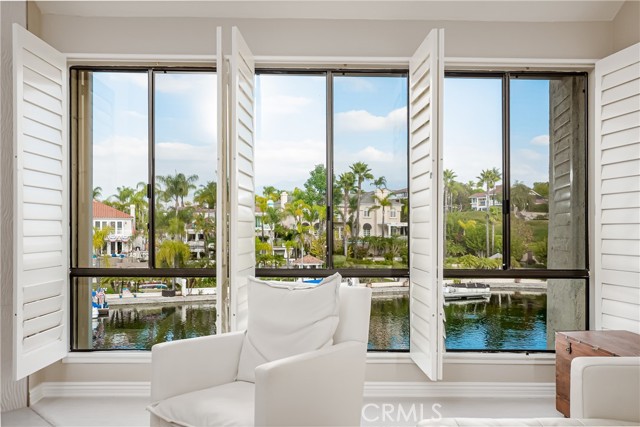 27927 Trocadero, Mission Viejo CA: https://media.crmls.org/medias/ec577078-84d9-478e-a3ce-436fad3fc9cc.jpg