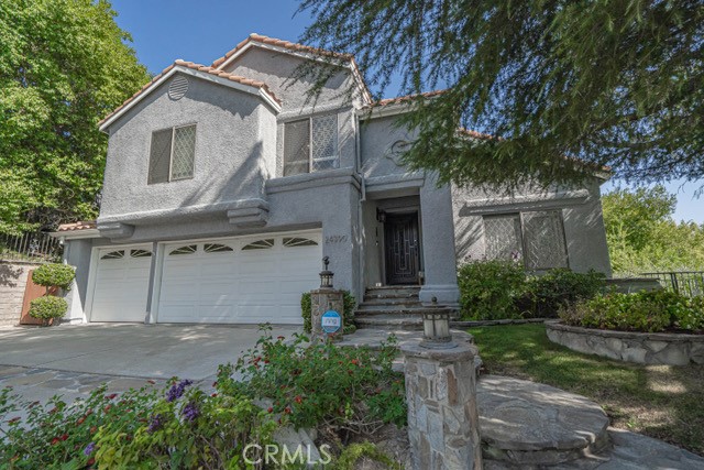 Detail Gallery Image 1 of 1 For 24390 Crestview Dr, Newhall,  CA 91321 - 5 Beds | 3 Baths