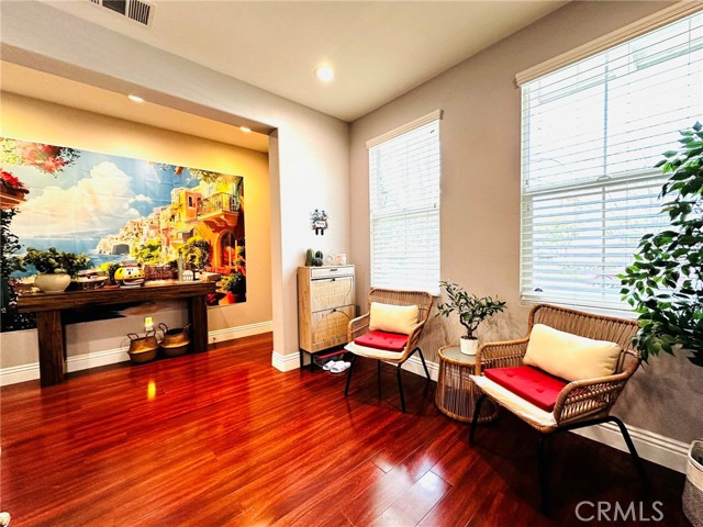 Detail Gallery Image 7 of 63 For 31891 Domenoe Way, Temecula,  CA 92592 - 3 Beds | 2/1 Baths