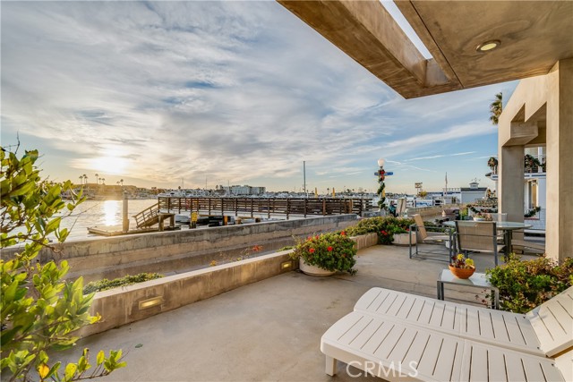 Detail Gallery Image 35 of 50 For 512 S Bay Front, Newport Beach,  CA 92662 - 3 Beds | 2/1 Baths