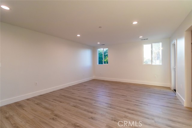 Detail Gallery Image 27 of 28 For 5020 Pickford St, Los Angeles,  CA 90019 - 3 Beds | 3 Baths