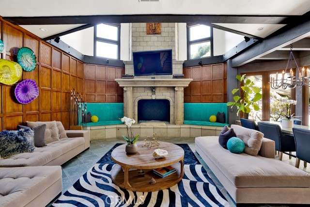 266 Canyon Acres Drive, Laguna Beach CA: https://media.crmls.org/medias/ec598e05-b229-4134-a8ff-a1f09cc1d28f.jpg