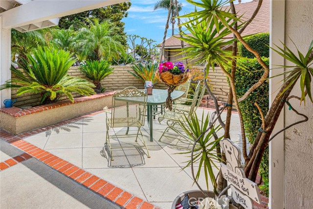 14661 Danborough Road, Tustin CA: https://media.crmls.org/medias/ec5a9f9a-35cb-4277-98f1-e4066a50e964.jpg