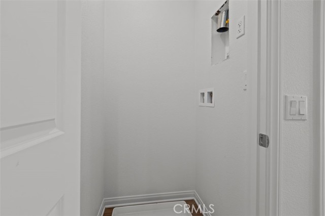 4285 S Hermosa Paseo, Ontario CA: https://media.crmls.org/medias/ec5ab5f1-44ab-4de3-b1d0-7a2146b88531.jpg