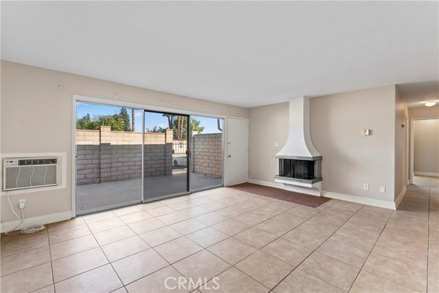 Detail Gallery Image 2 of 16 For 3090 Panorama Rd a,  Riverside,  CA 92506 - 2 Beds | 2 Baths