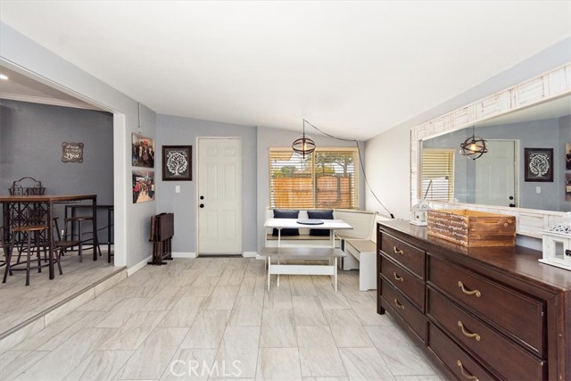 Detail Gallery Image 7 of 14 For 8197 Helena Ave, Riverside,  CA 92504 - 3 Beds | 2 Baths