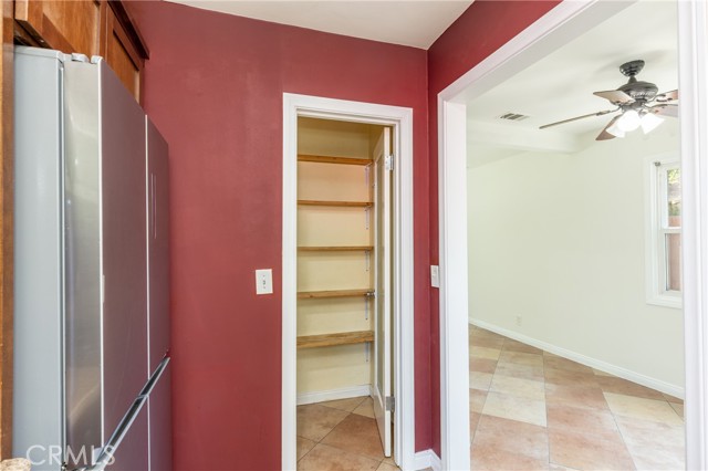 7441 Sylvia Avenue, Reseda CA: https://media.crmls.org/medias/ec5c81fa-cf59-4b05-81b2-3fcc1e794c2c.jpg