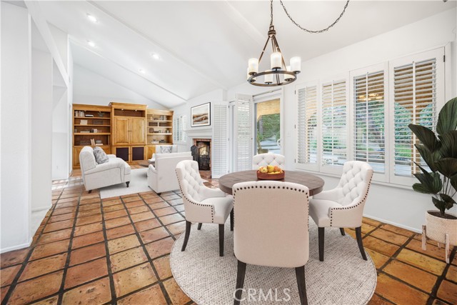 Detail Gallery Image 5 of 19 For 3802 Daguerre Ave, Calabasas,  CA 91302 - 5 Beds | 3 Baths