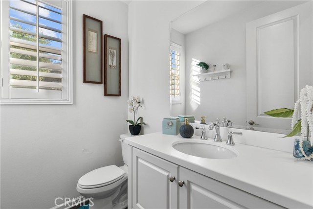Detail Gallery Image 19 of 73 For 27601 Skylark Ln, Saugus,  CA 91350 - 6 Beds | 5/1 Baths