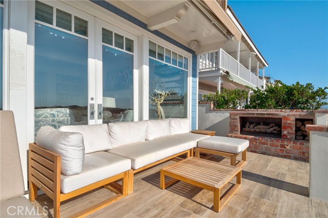 Detail Gallery Image 58 of 73 For 1514 E Oceanfront, Newport Beach,  CA 92661 - 4 Beds | 5/1 Baths