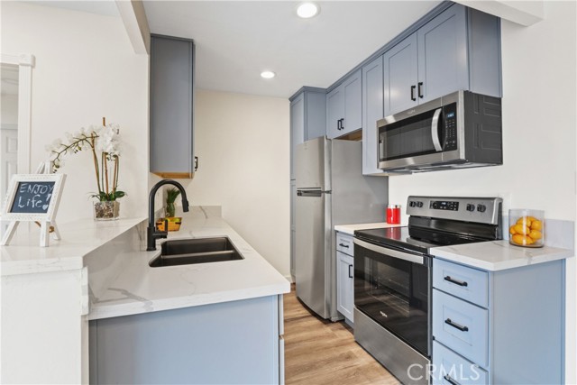 8163 Redlands Street, 48 photo 8