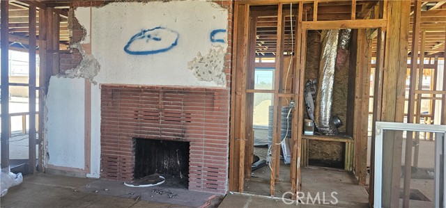 45219 12th Street, Lancaster CA: https://media.crmls.org/medias/ec5e140c-1db5-4f7a-87ff-7ea79bb84914.jpg