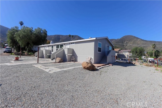 Detail Gallery Image 2 of 22 For 17457 Ranspot, Lake Elsinore,  CA 92530 - 3 Beds | 2 Baths