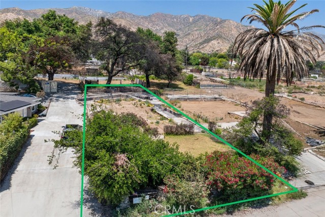 701 E Palm Street, Altadena CA: https://media.crmls.org/medias/ec5e4074-546c-4c6f-af15-f5ae48d284af.jpg