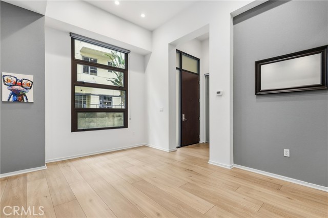 Detail Gallery Image 16 of 40 For 133 the Promenade #118,  Long Beach,  CA 90802 - 2 Beds | 2/1 Baths