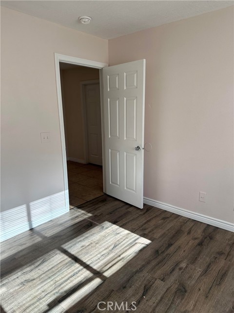 16585 Pine Street, Hesperia CA: https://media.crmls.org/medias/ec5f5885-873e-4e1e-9380-ce229567e1dd.jpg