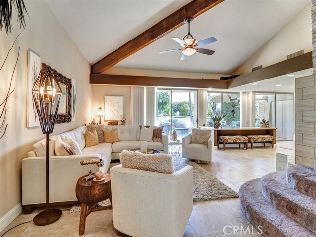 208 Kavenish S Drive, Rancho Mirage CA: https://media.crmls.org/medias/ec61d6a3-a318-48d2-8bcb-f5978475d329.jpg