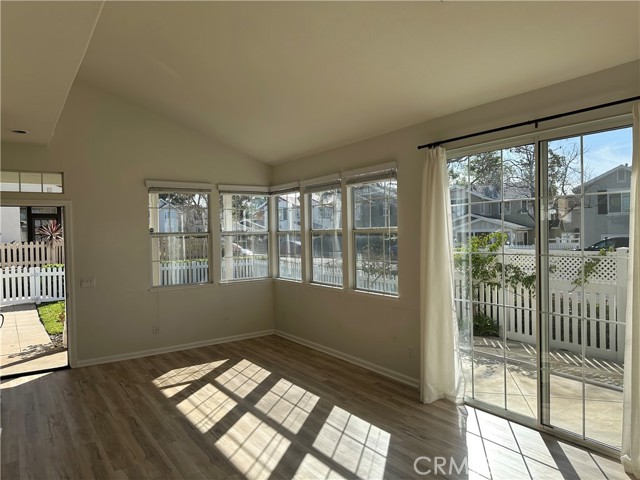 Detail Gallery Image 6 of 15 For 15 Paseo Vespertino, Rancho Santa Margarita,  CA 92688 - 3 Beds | 3 Baths