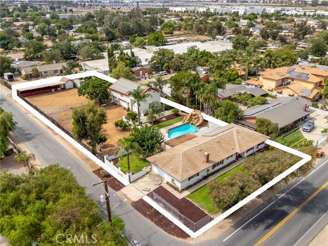 Detail Gallery Image 1 of 53 For 4795 Bain St, Jurupa Valley,  CA 91752 - 3 Beds | 2 Baths