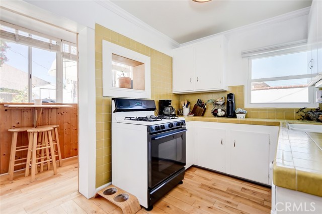 1705 Huntington Lane, Redondo Beach, California 90278, 2 Bedrooms Bedrooms, ,2 BathroomsBathrooms,Residential,Sold,Huntington,SB21166702