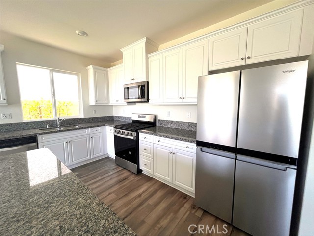 30724 Vera Cruz Circle, Winchester CA: https://media.crmls.org/medias/ec6437a3-0617-40fa-be61-6afff700bfcf.jpg