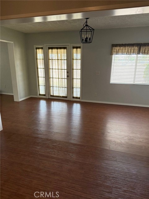 Detail Gallery Image 13 of 21 For 14040 Hopi Rd, Apple Valley,  CA 92307 - 3 Beds | 2 Baths