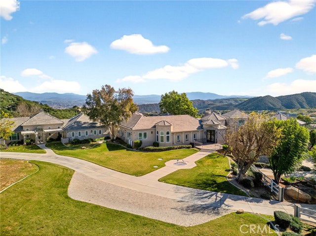 Detail Gallery Image 5 of 49 For 37840 via Majorca, Murrieta,  CA 92562 - 7 Beds | 4/1 Baths