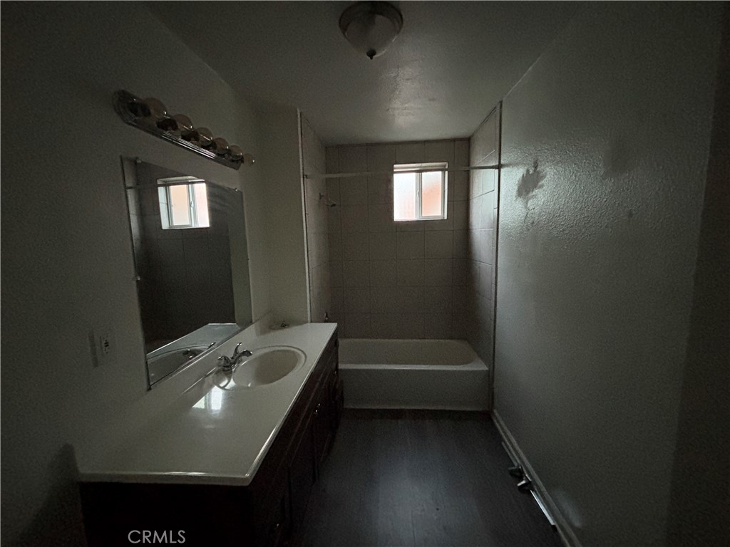 MLS #OC25250507 image #11