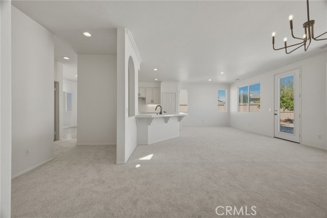 Detail Gallery Image 6 of 59 For 11566 Azalia Dr, Adelanto,  CA 92301 - 4 Beds | 3 Baths