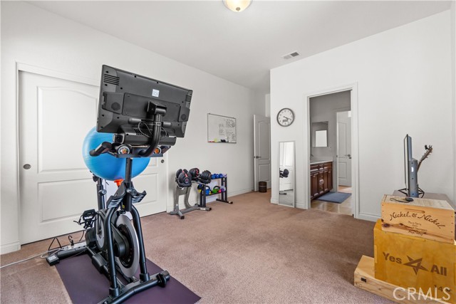 Detail Gallery Image 22 of 33 For 1932 Corte Verbena, Chula Vista,  CA 91914 - 5 Beds | 4/1 Baths