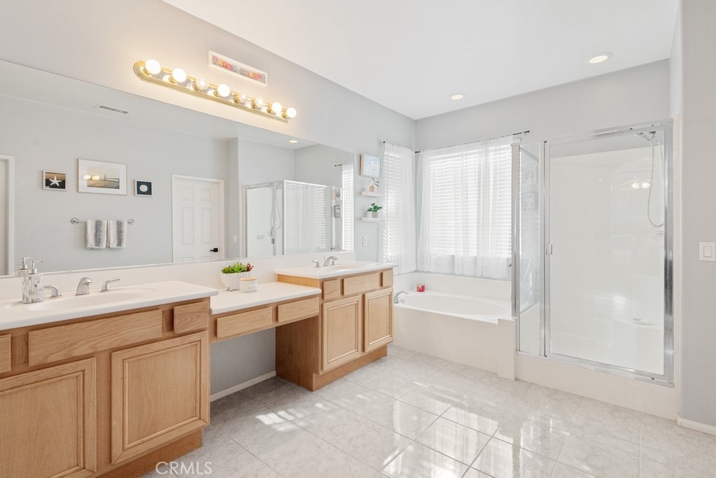 MLS #OC25166574 img 12