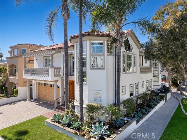 1101 Catalina Avenue, Redondo Beach, California 90277, 6 Bedrooms Bedrooms, ,4 BathroomsBathrooms,Residential,For Sale,Catalina,SB25053239