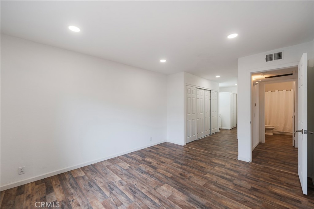 MLS #OC25239803 image #7