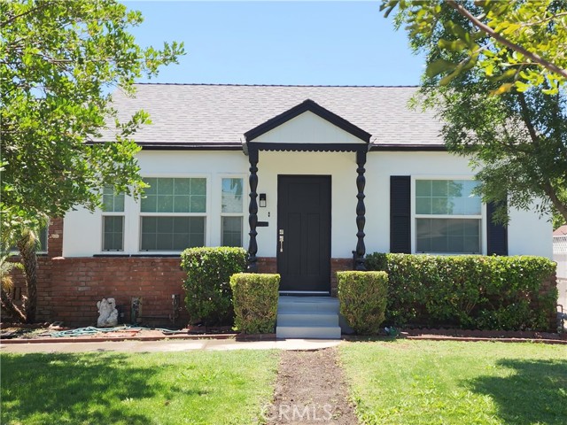 Detail Gallery Image 1 of 37 For 4622 Sunnyside Dr, Riverside,  CA 92506 - 3 Beds | 2/1 Baths