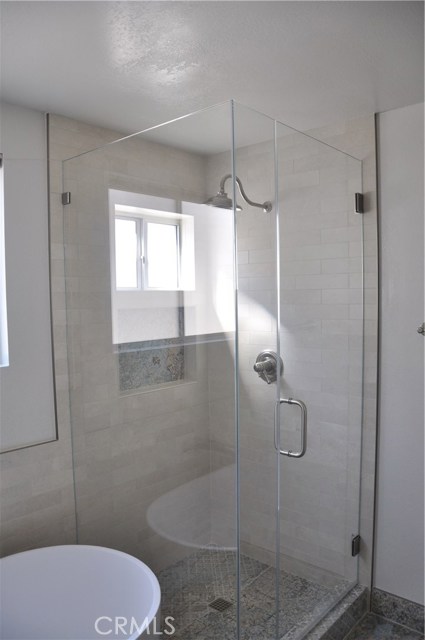 1713 Goodman Avenue, Redondo Beach CA: https://media.crmls.org/medias/ec67d777-94bd-43c0-9f81-2d145cbfcf8e.jpg