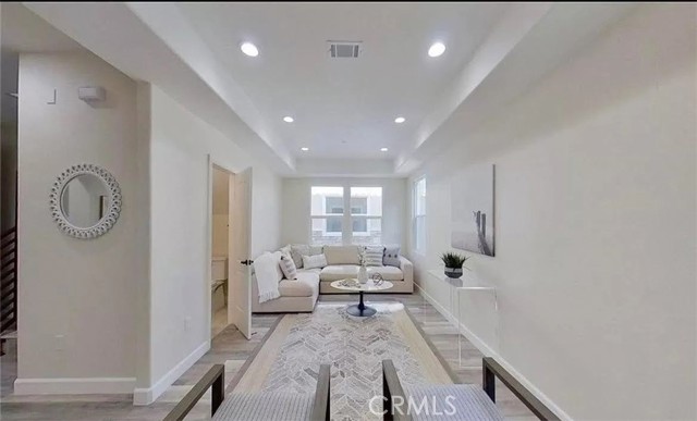 7792 Liberty Drive, Huntington Beach CA: https://media.crmls.org/medias/ec682605-e831-454e-9e75-be0c61c6b4be.jpg